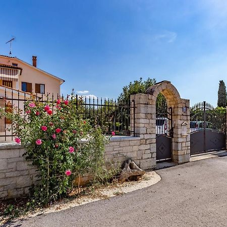 Ferienwohnung Palmira Poreč Exterior foto