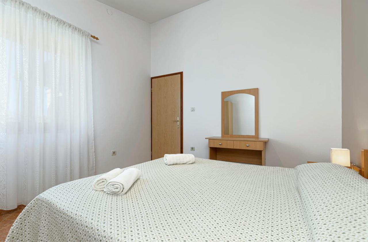 Ferienwohnung Palmira Poreč Exterior foto